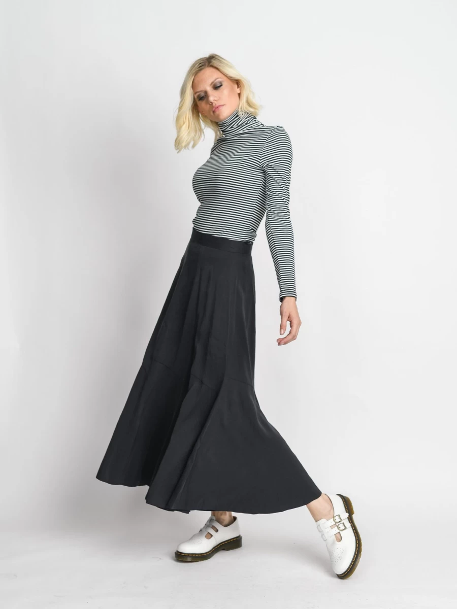 HAILEY Women's Black Trumpet Flare Skirt - Elegant A-Line Midi Skirt for Casual & Dressy Outfits