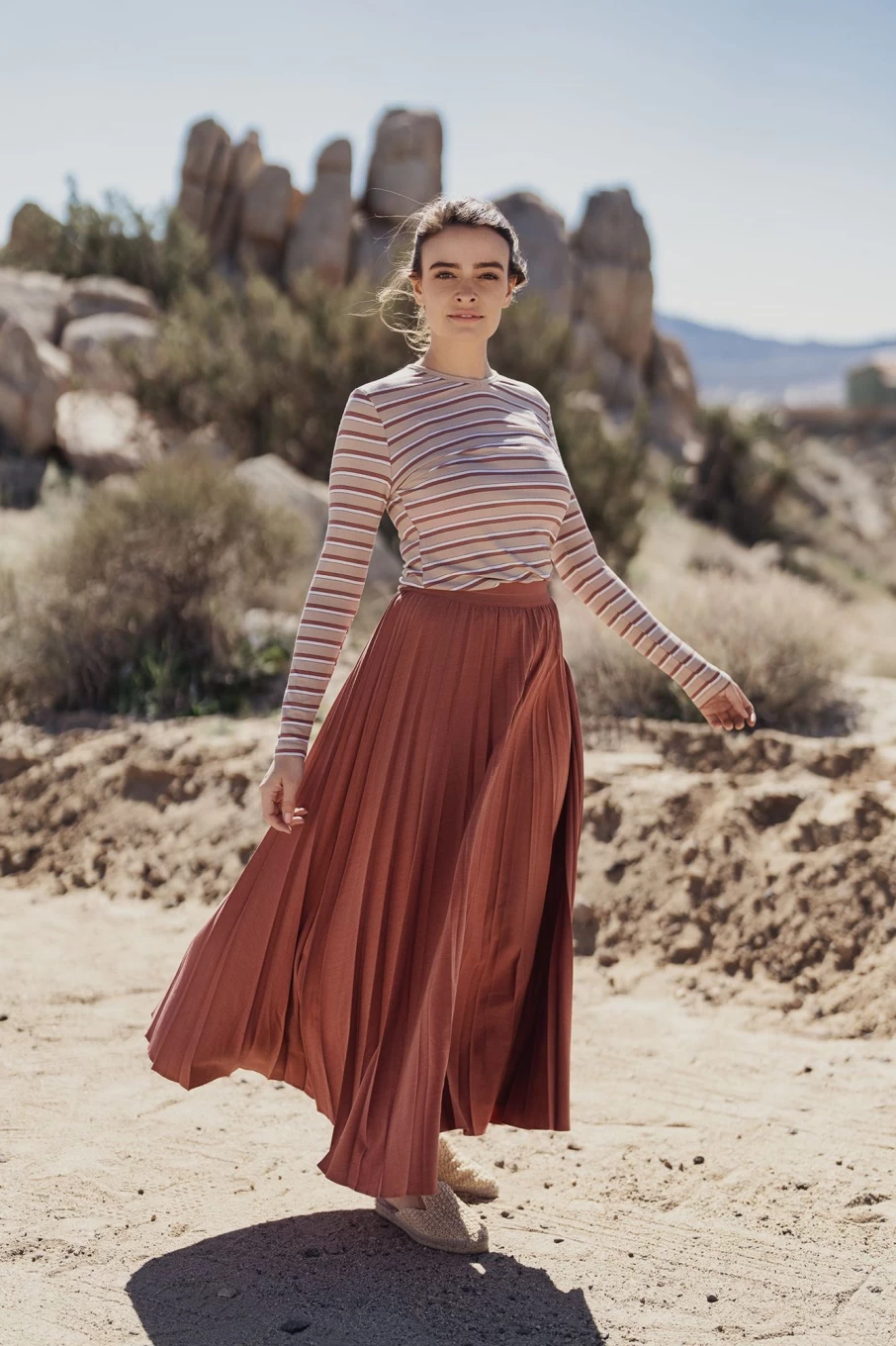 MELI Women's Heather Burgundy Pleated Skirt - 37 Inch Waist High-Waisted A-Line Skirt for Women