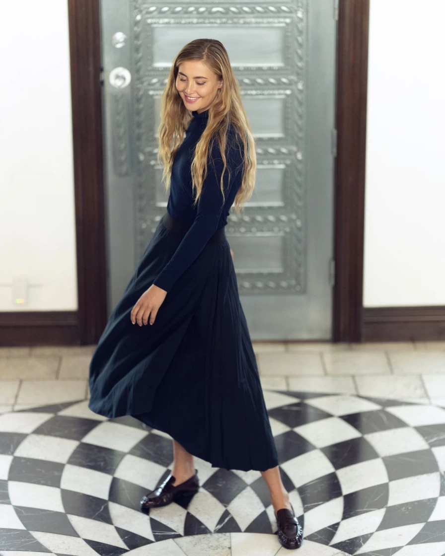 MELI Women's Navy Pleated Skirt 37" - Classic A-Line Mid-Length Style
