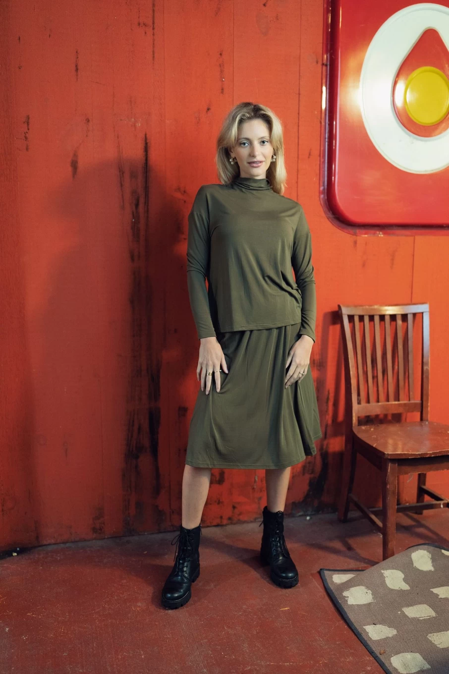 MELI Women's Olive Swing Turtleneck Sweater - Comfortable Stylish Knit Top