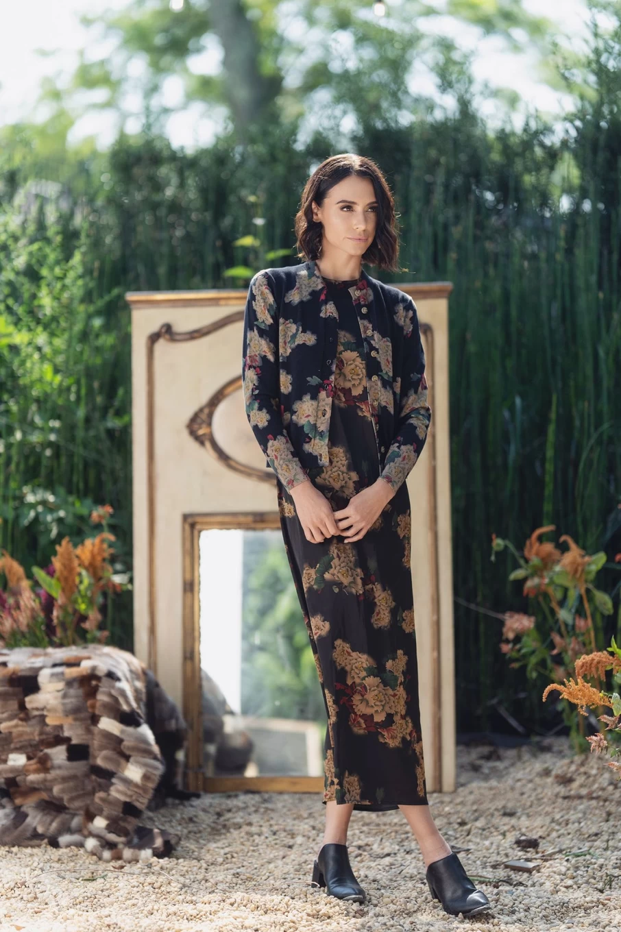 "HAILEY Women's Gold Floral Printed Long Cardigan"